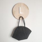 Colgador Madera Inicial